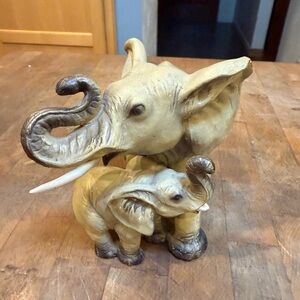 Vintage Elephant Figurine Mom and Baby Gray and Tan